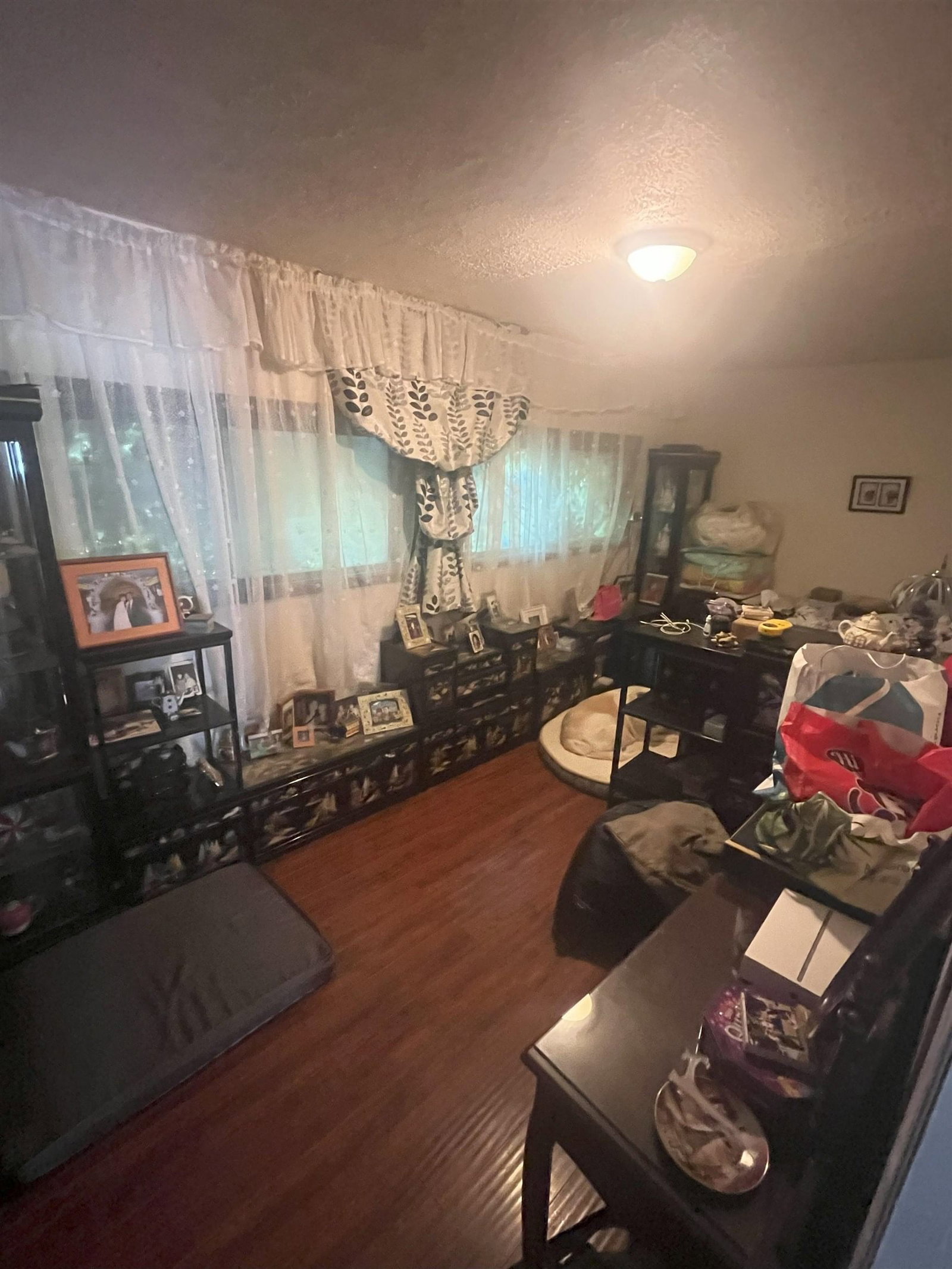 Listing Image 33