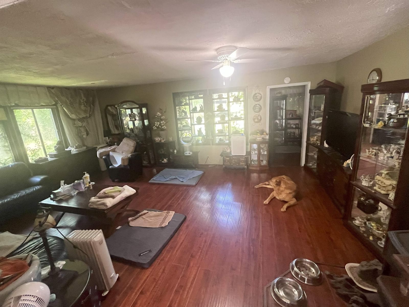 Listing Image 34