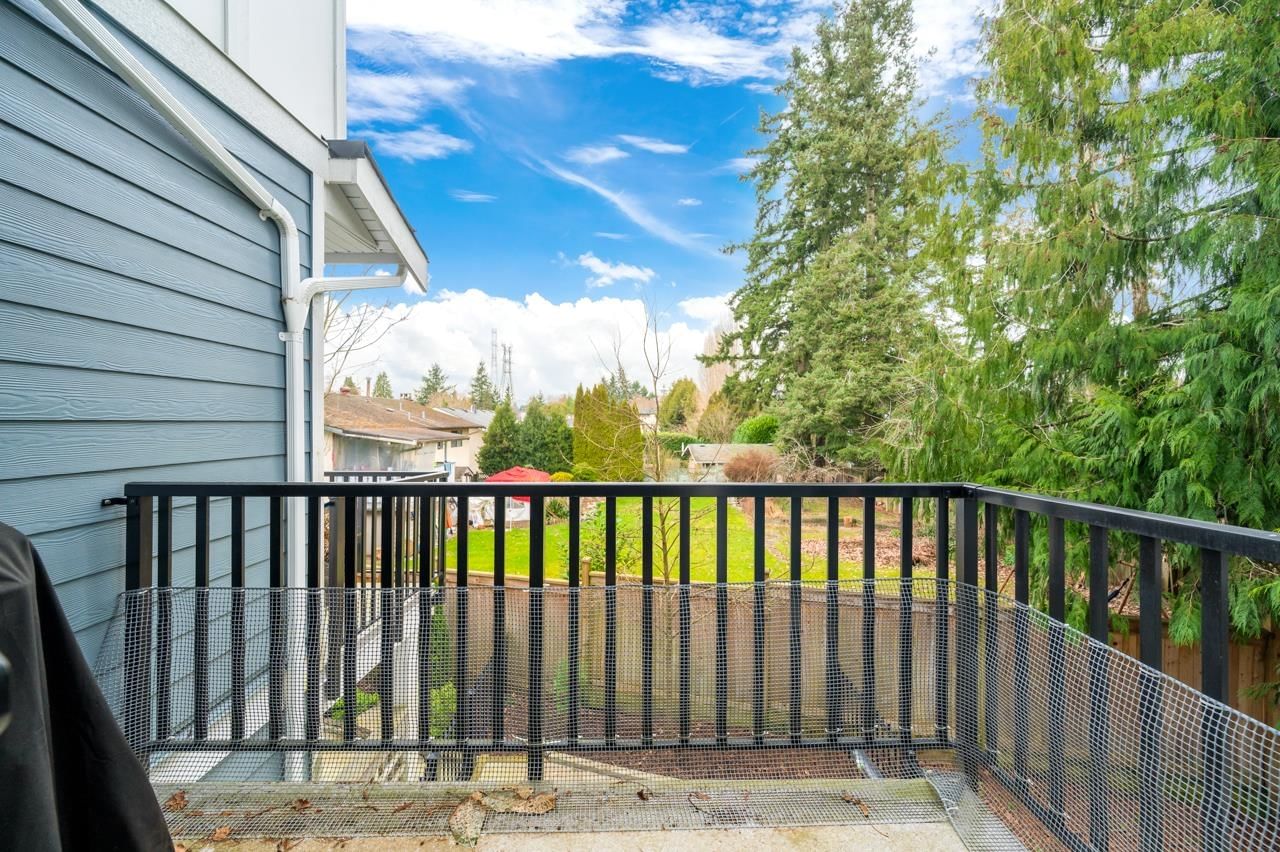Listing Image 14
