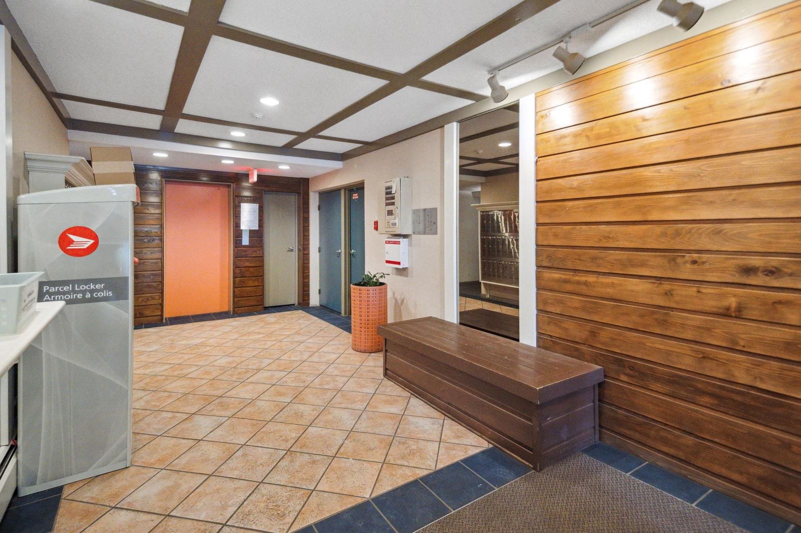 Listing Image 22