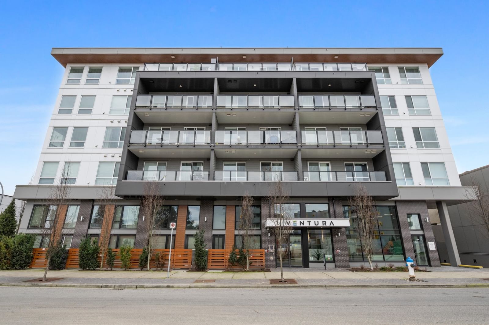 Listing Image 21