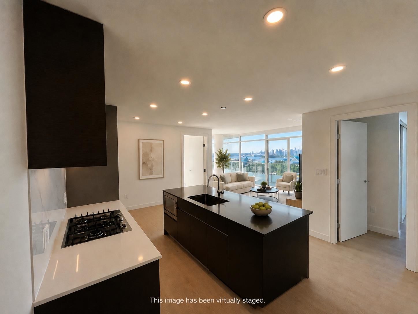 Listing Image 11