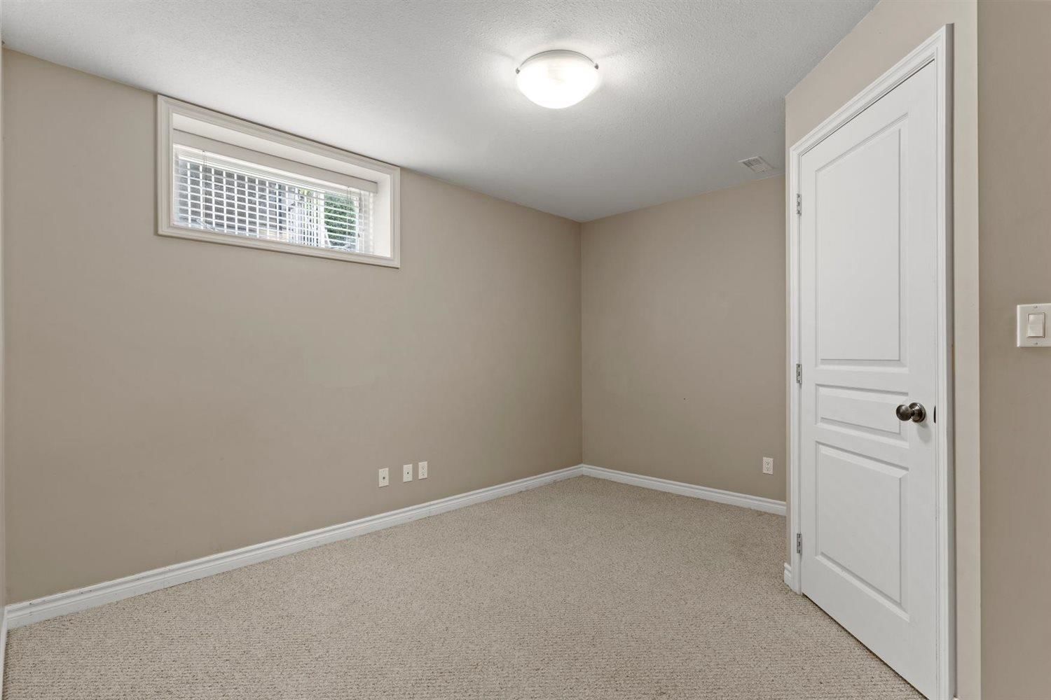 Listing Image 30