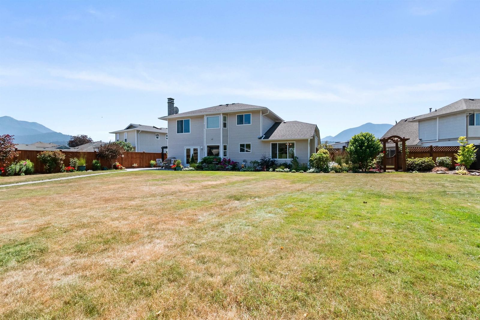 Listing Image 5