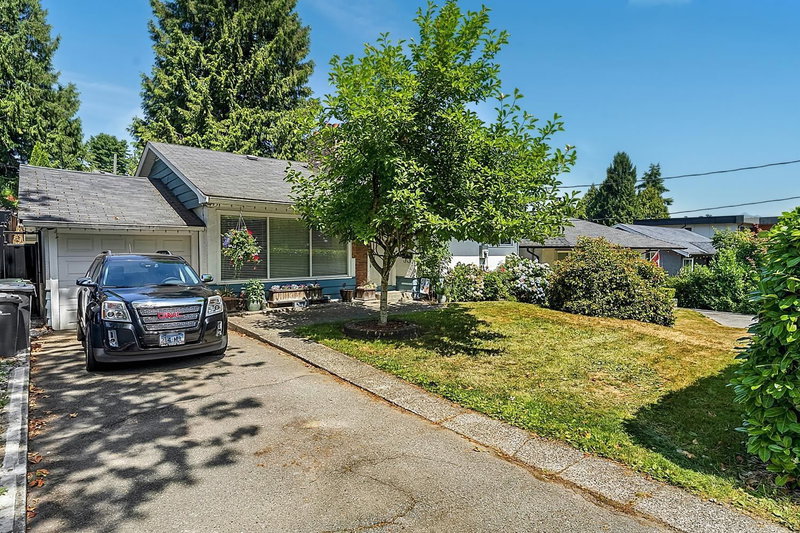 415 Eighth Avenue E, New Westminster, British Columbia