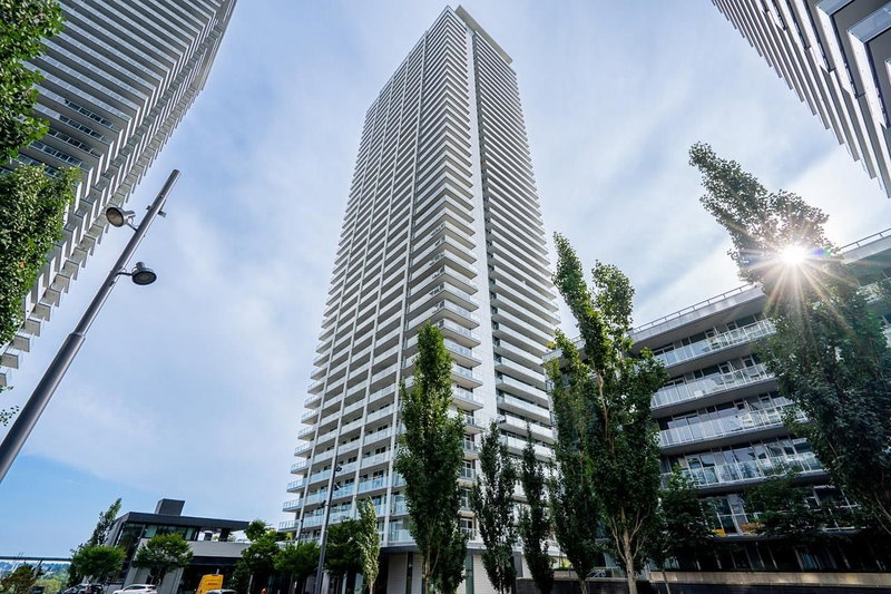 1510 - 3833 Evergreen Place