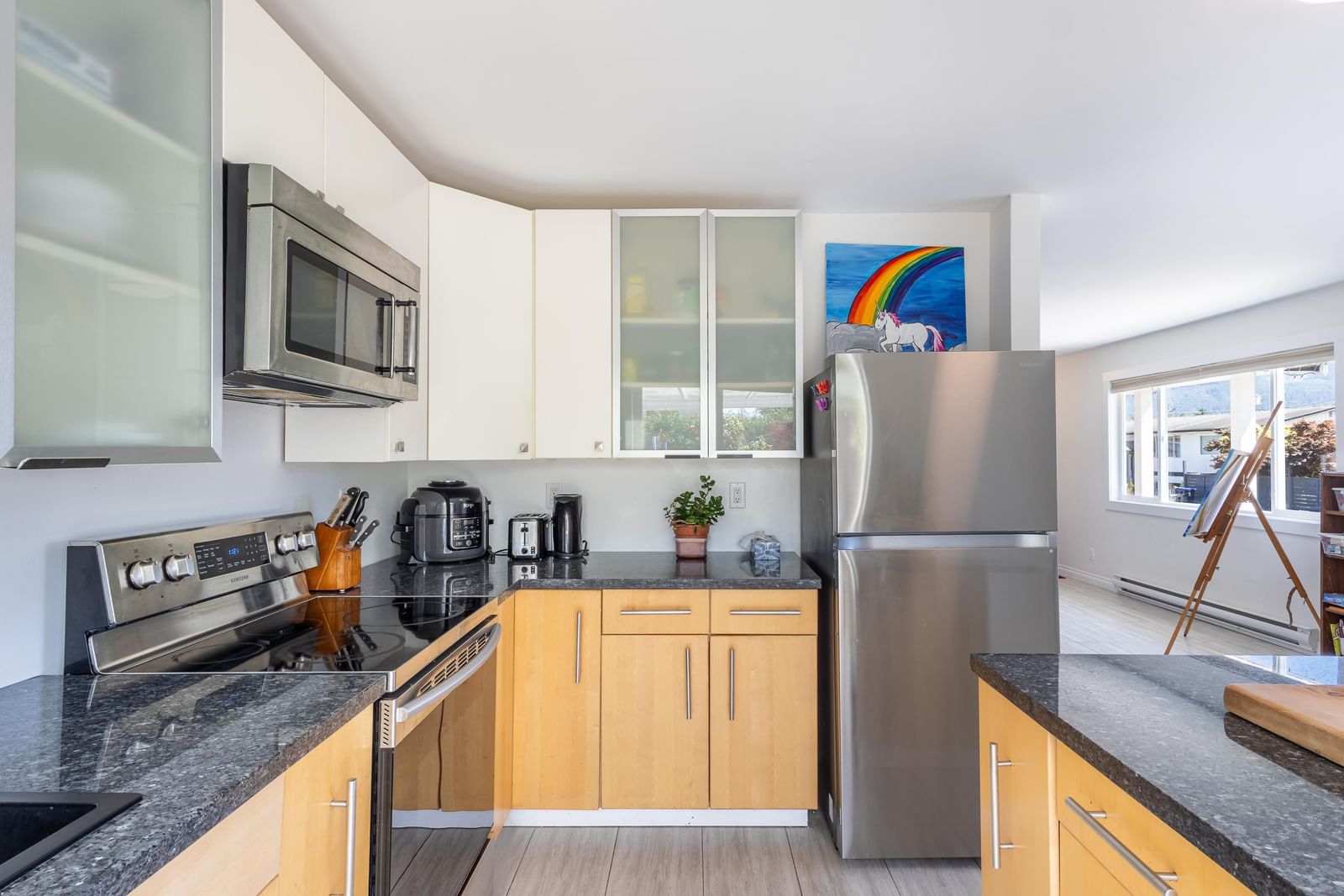 Listing Image 11