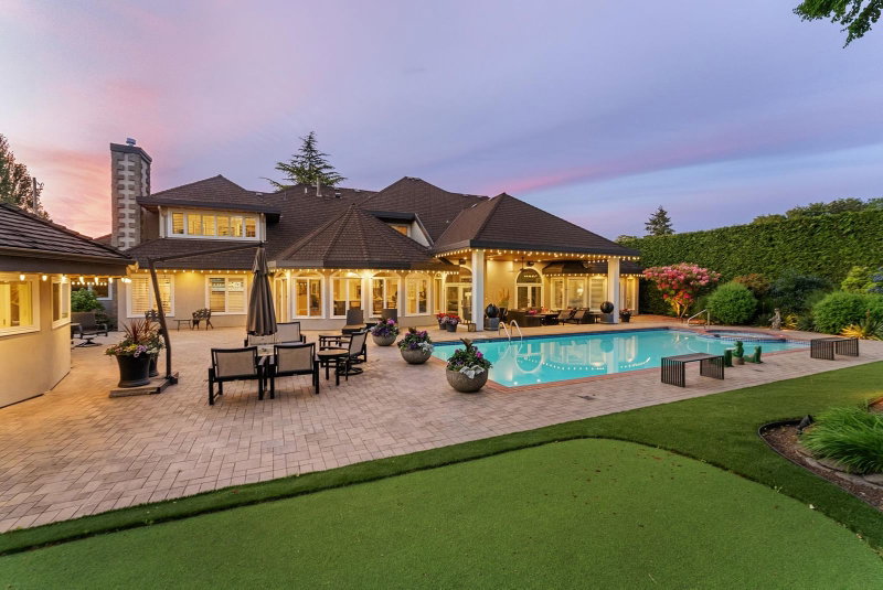 8440 Steveston Highway