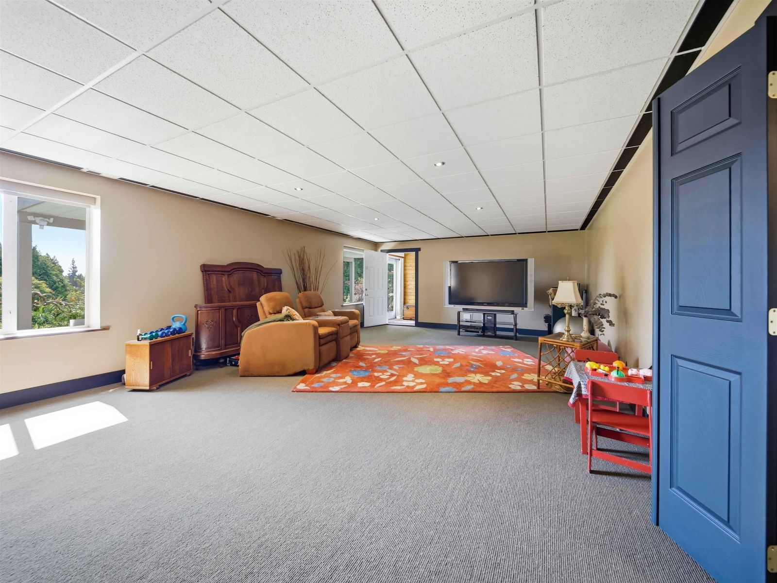 Listing Image 16