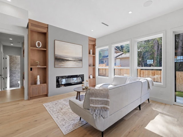 5241 Cambridge Court