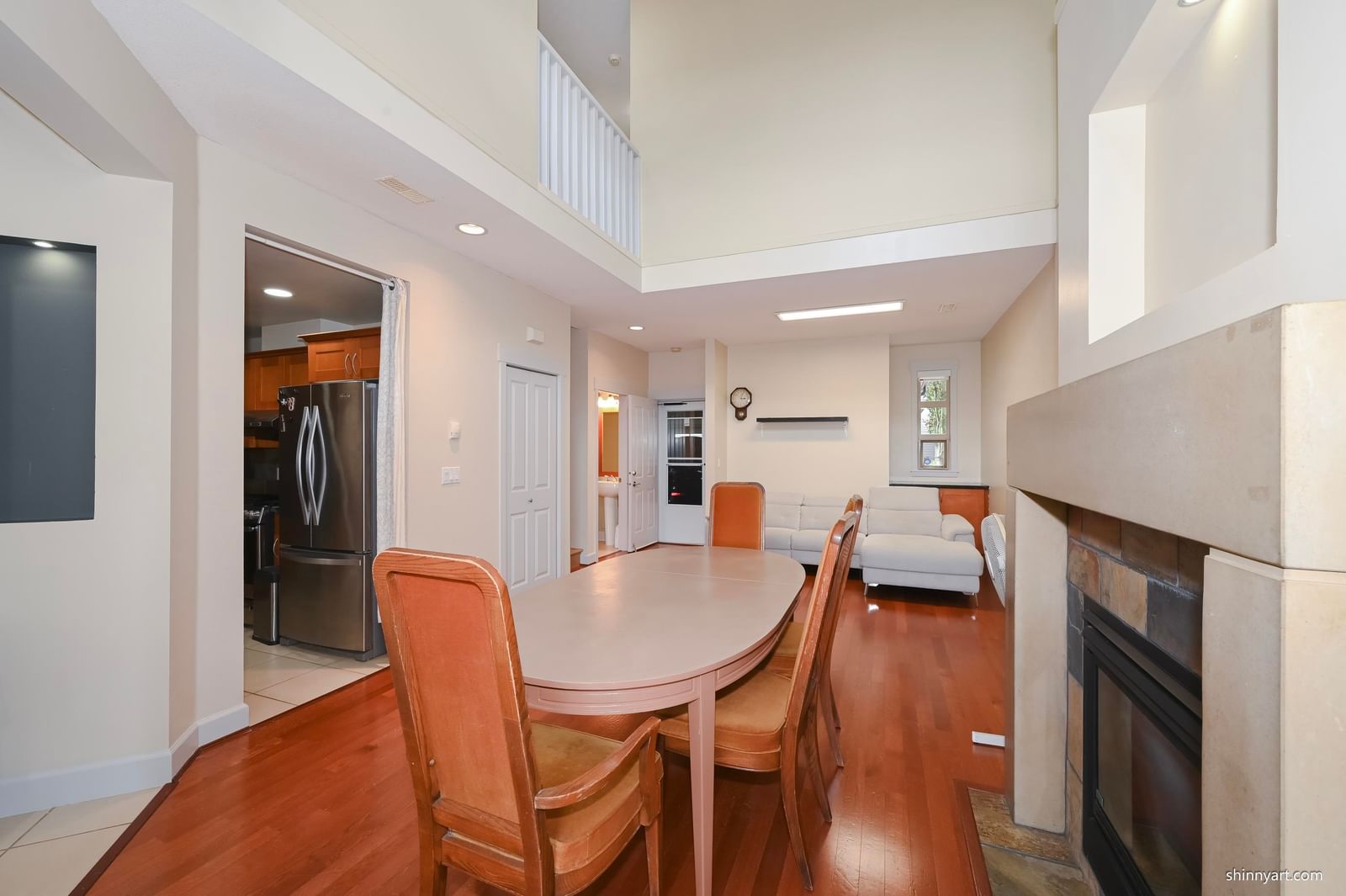 Listing Image 14