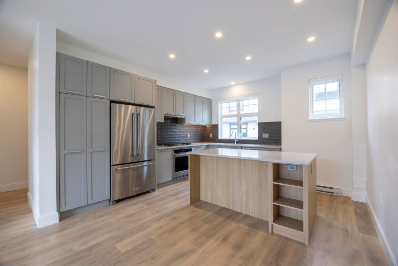 117 - 1310 Mitchell Street