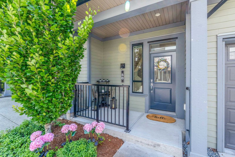 50 - 3500 Burke Village Prm