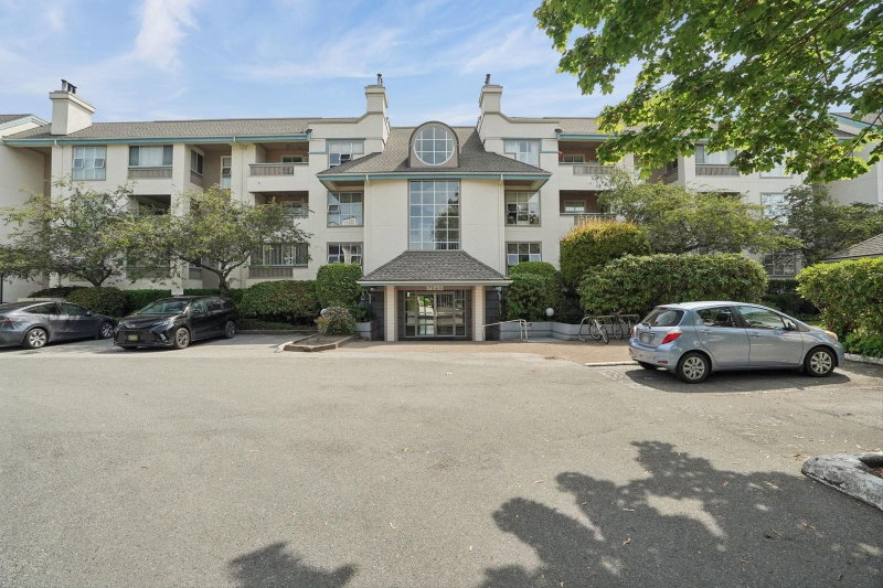 307 - 7540 Minoru Boulevard