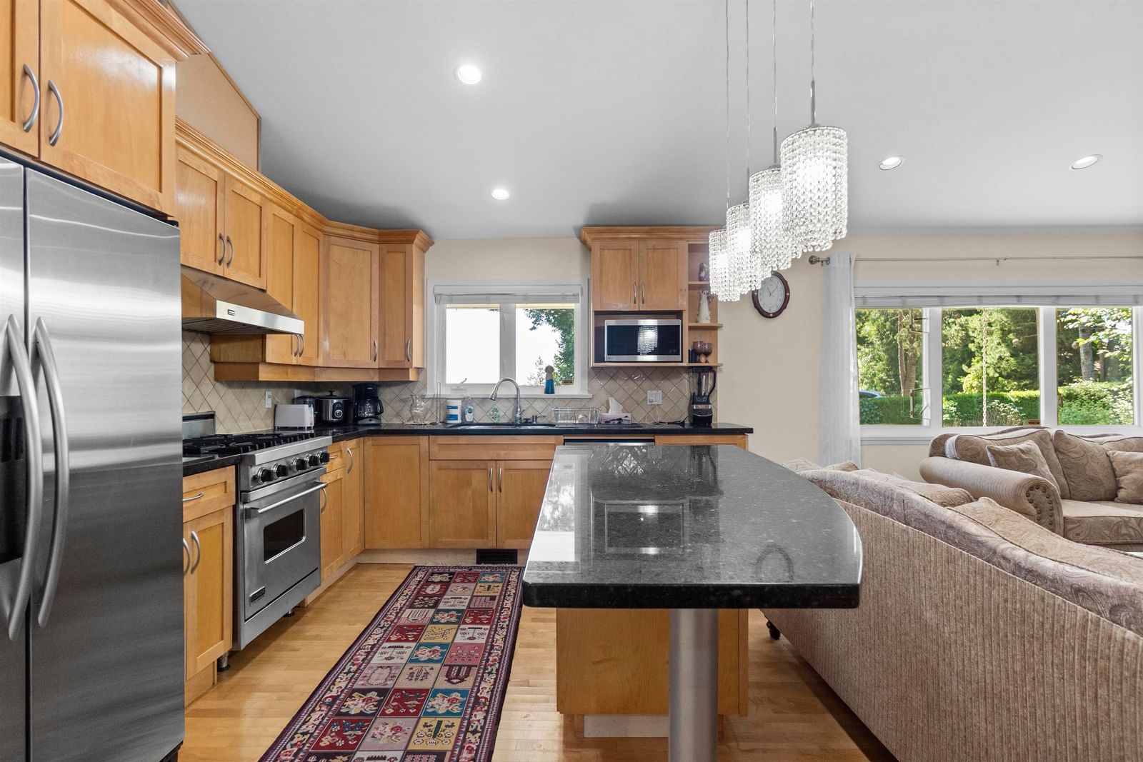 Listing Image 18