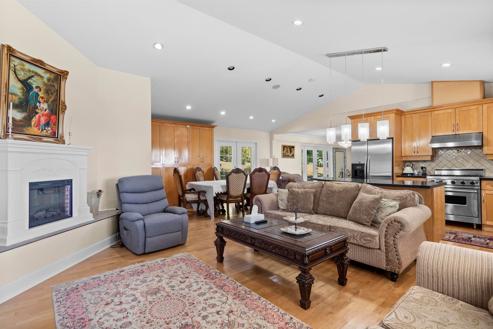 Listing Image 21