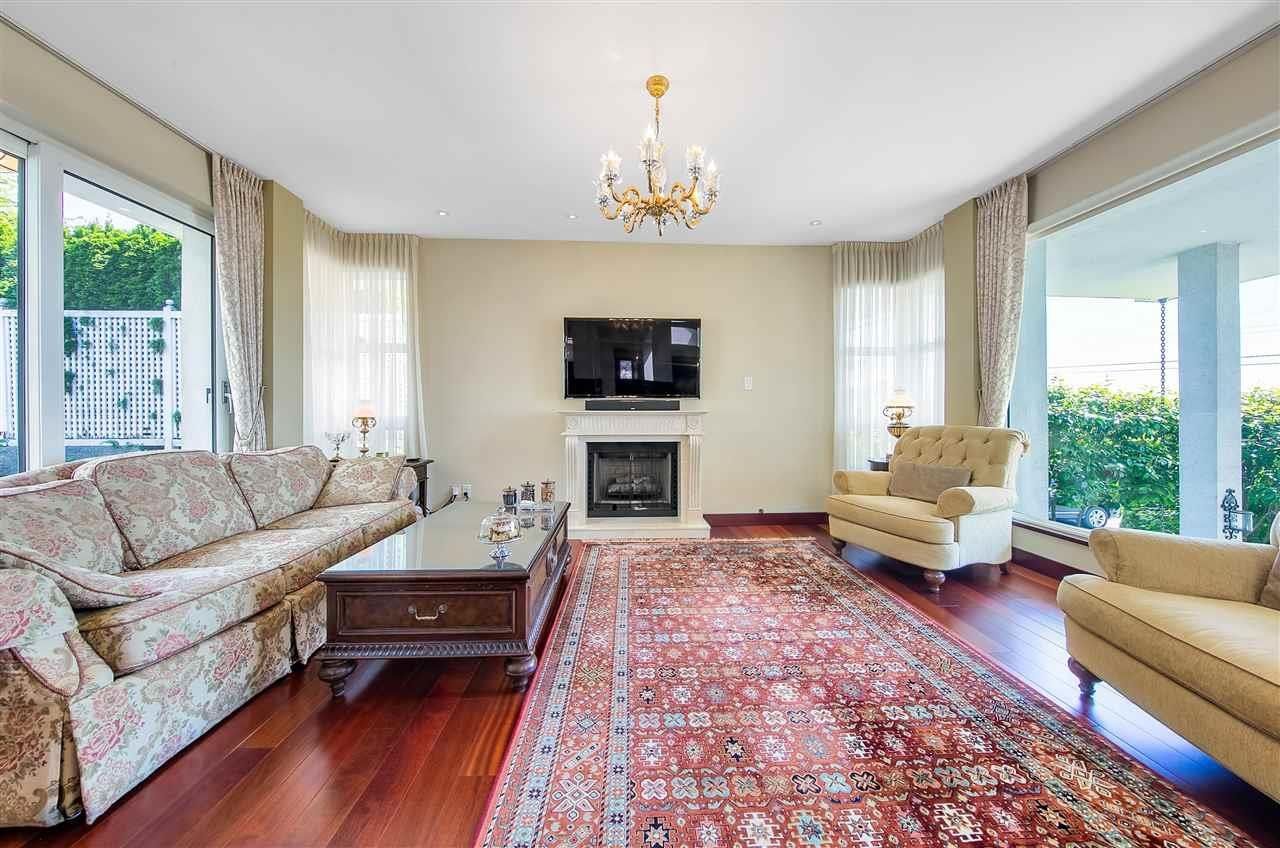 Listing Image 12