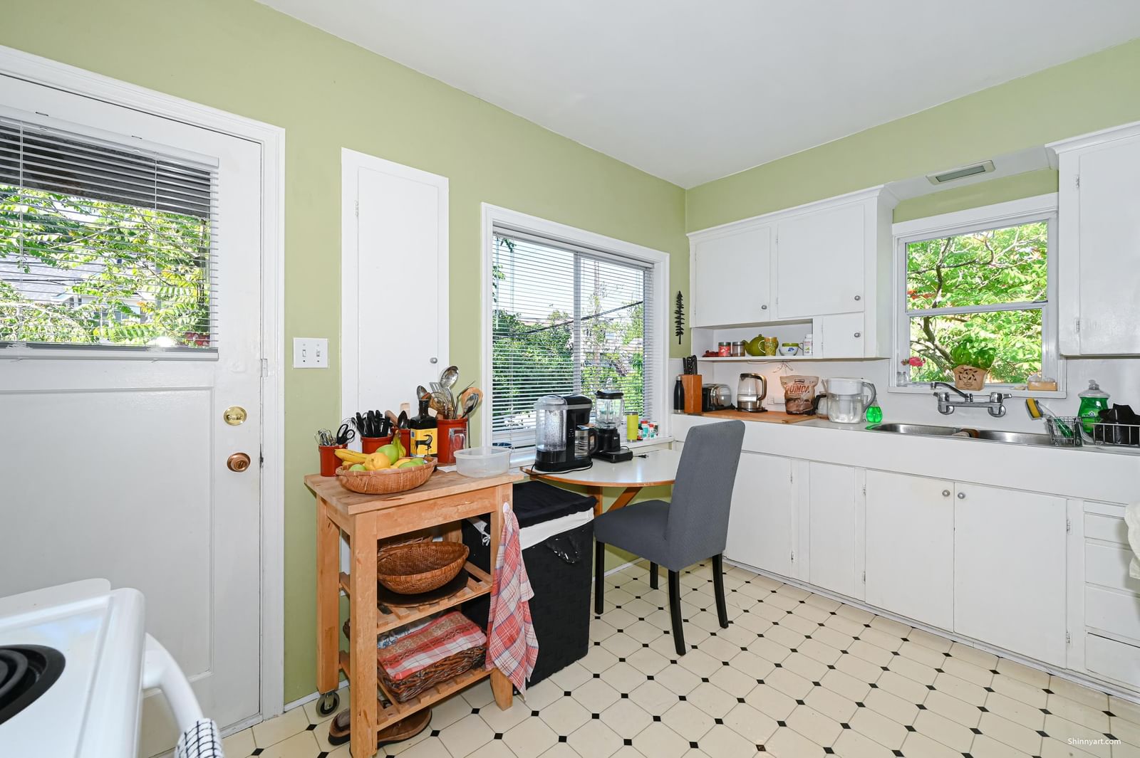 Listing Image 13