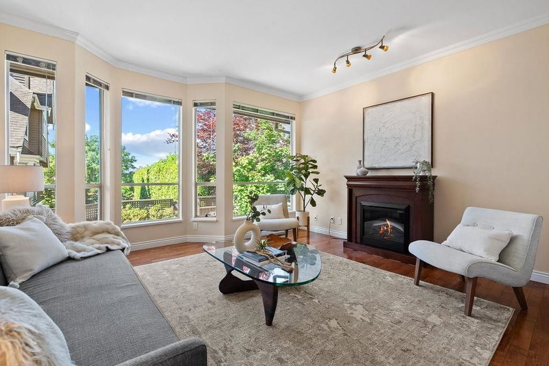 1 - 230 Keith Road E
