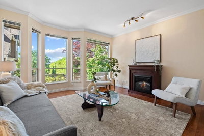 1 - 230 Keith Road E