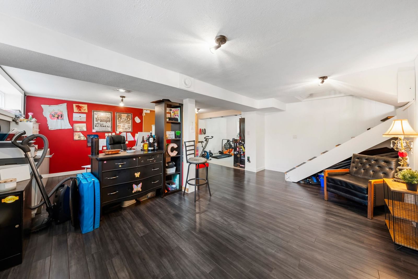 Listing Image 18