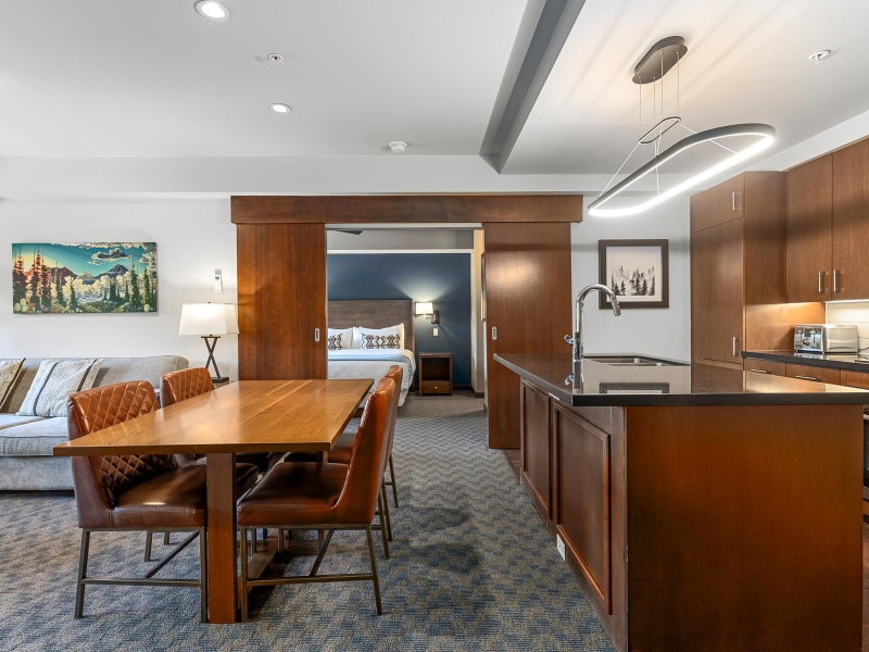 206D - 2020 London Lane