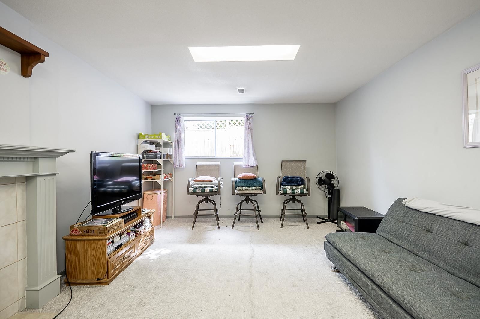 Listing Image 23