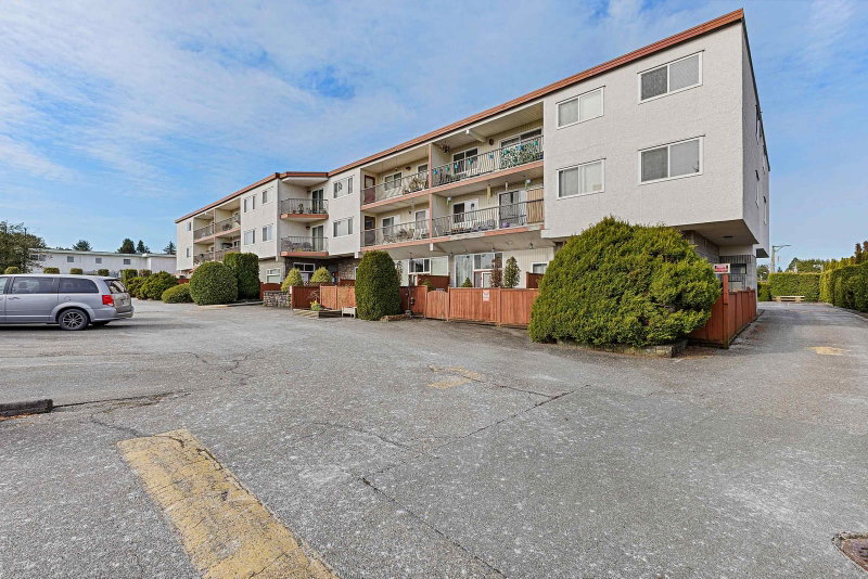 205 - 3043 270 Street