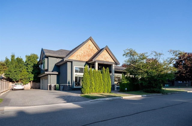9491 Glenbrook Drive