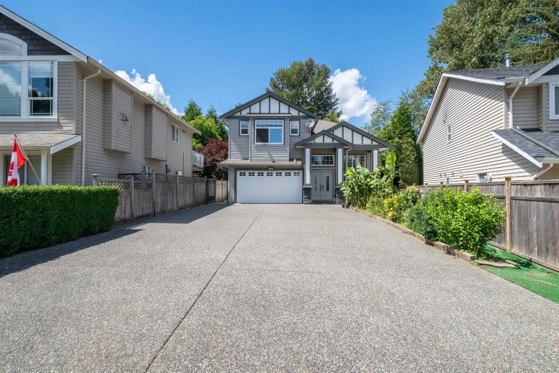 3295 273 Street, Langley, British Columbia