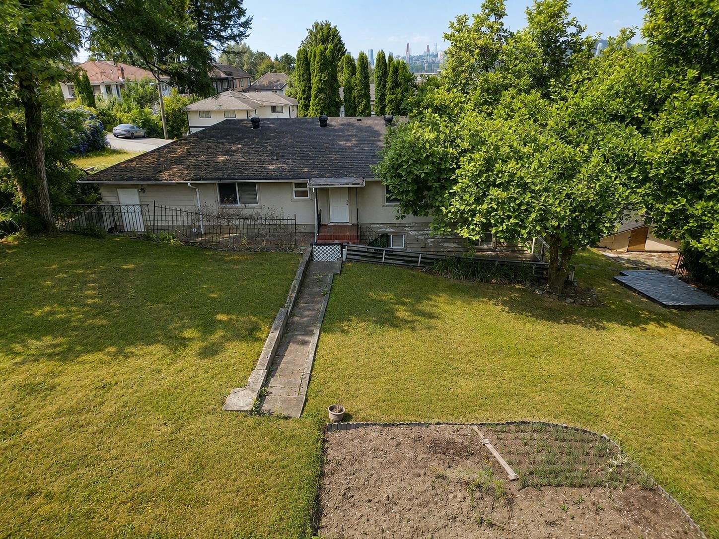 Listing Image 25