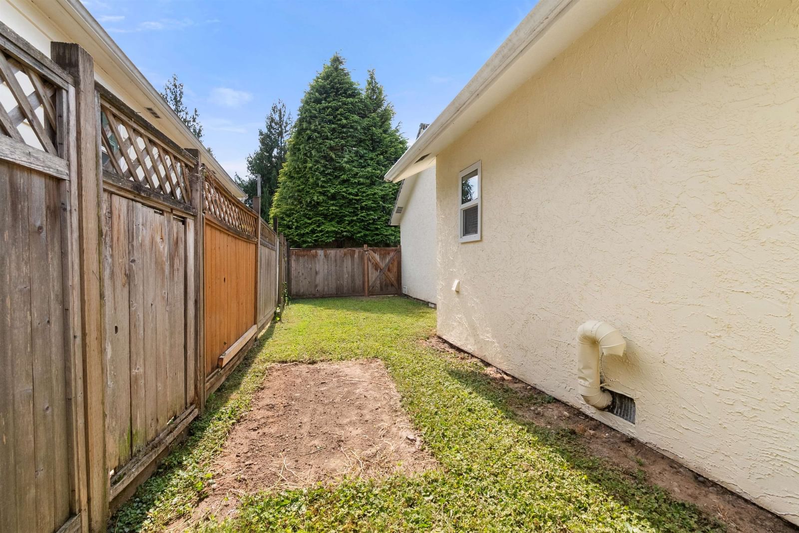 Listing Image 24