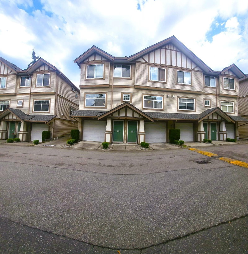 15 - 2678 King George Boulevard