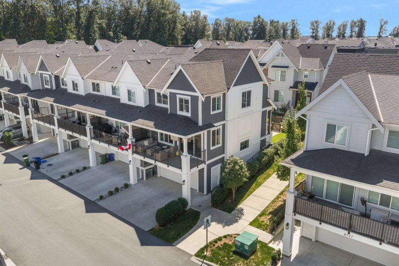 8173 Foxfern Road