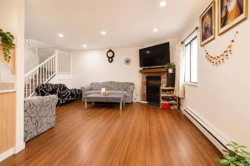 208 - 7144 133b Street