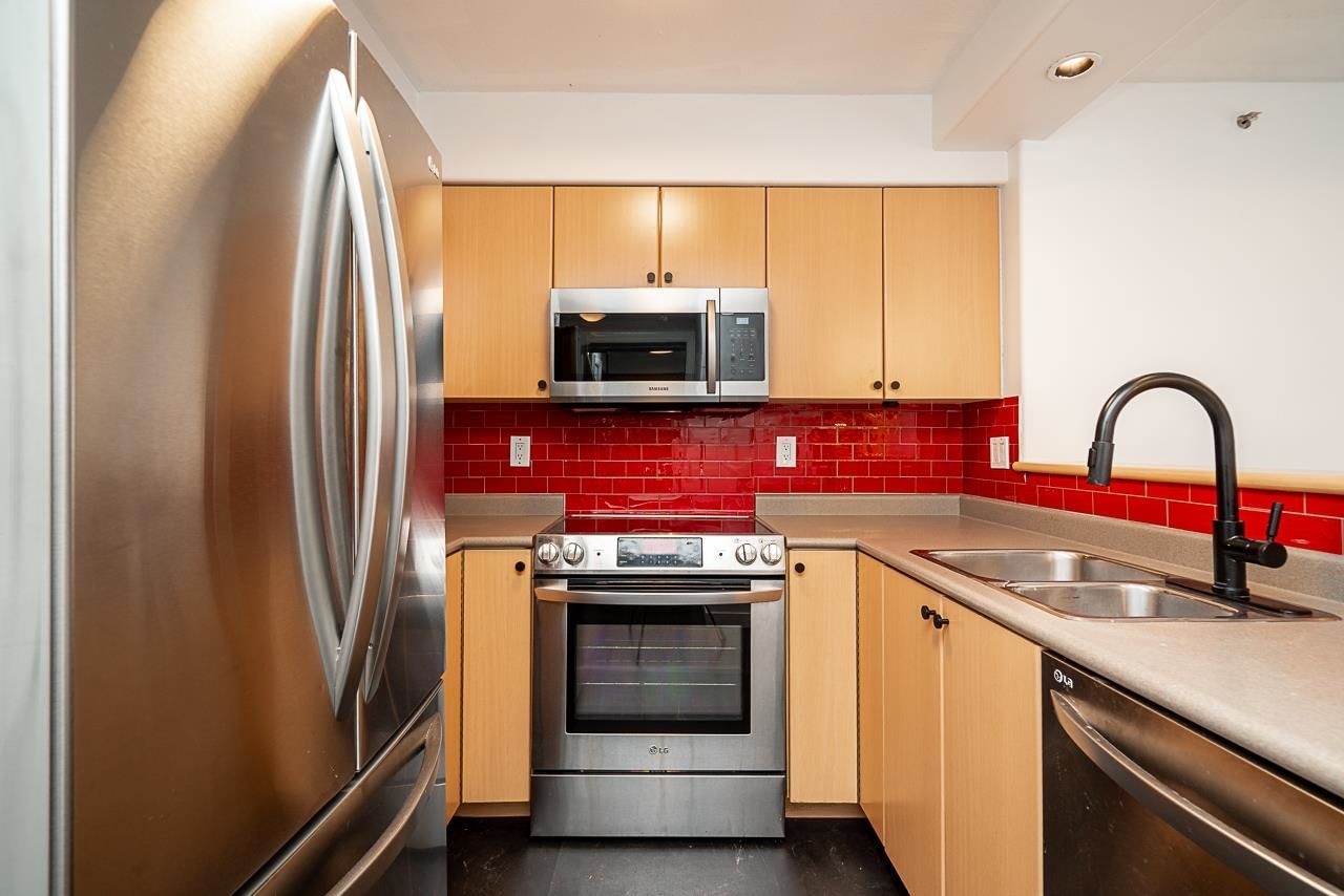 Listing Image 15