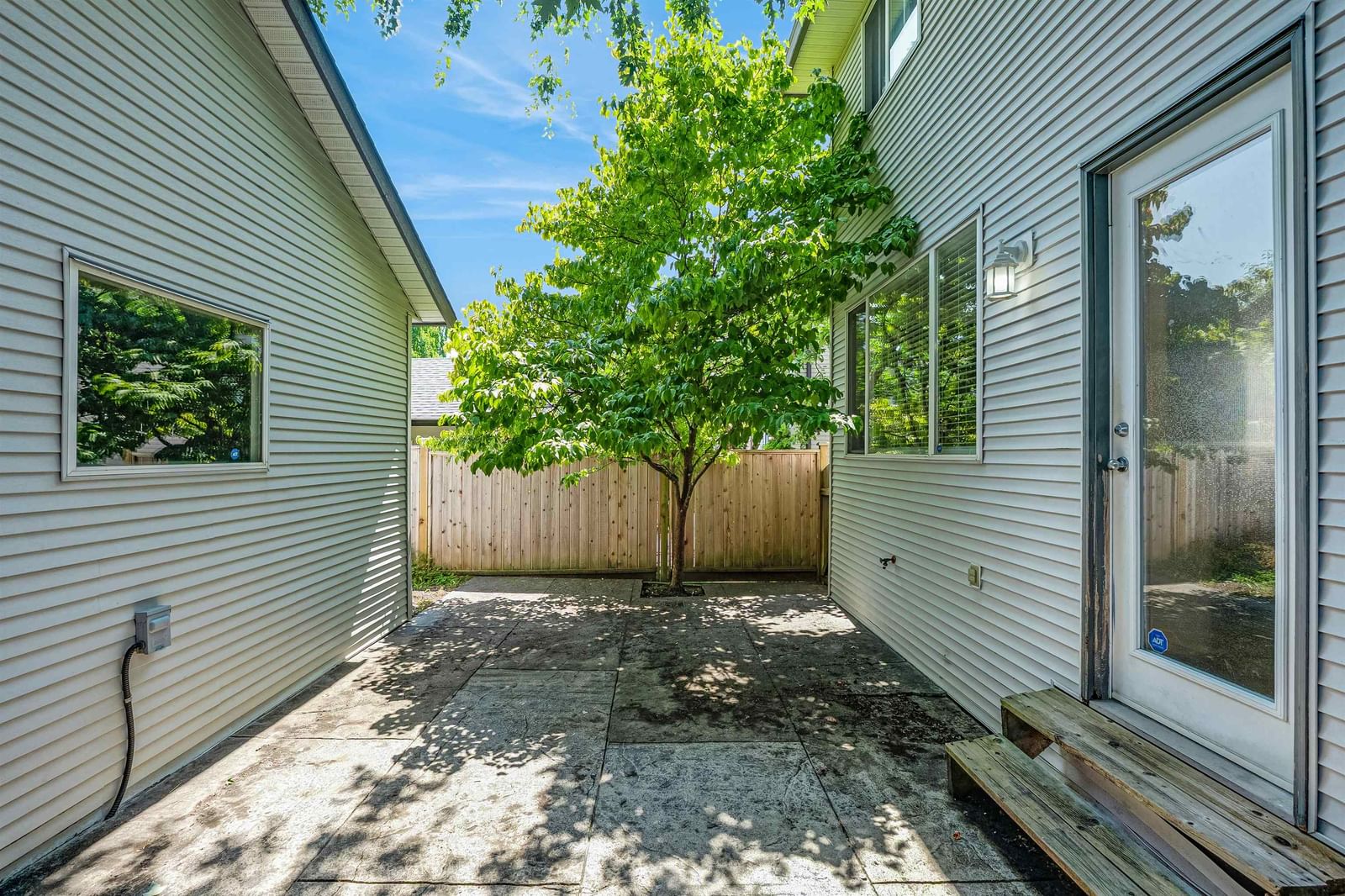 Listing Image 27