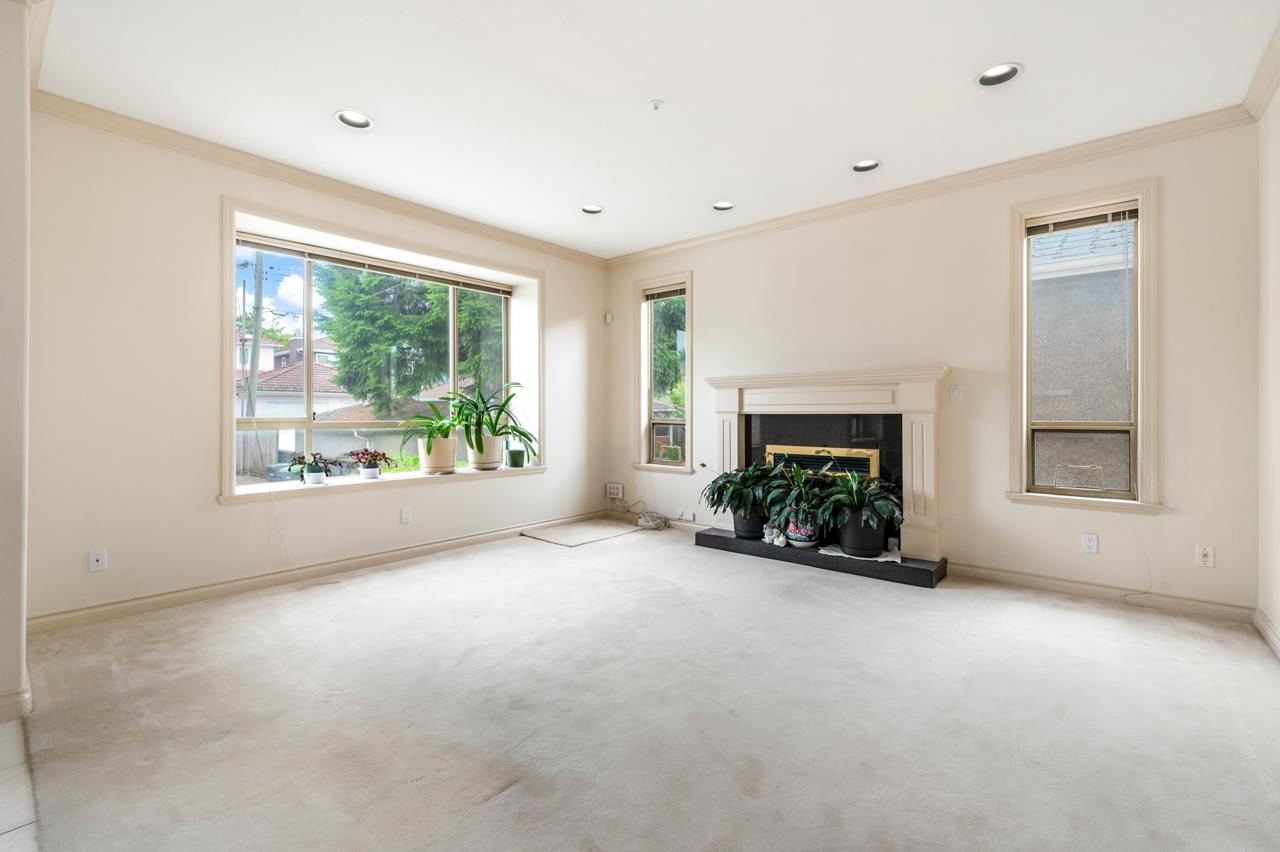Listing Image 18