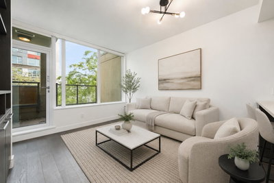 207 - 288 1st Avenue W