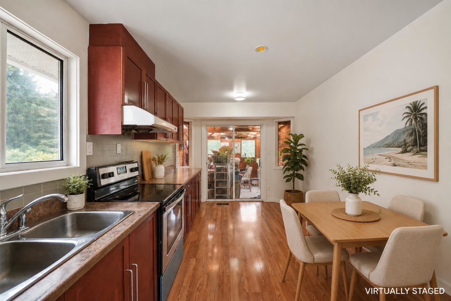 Listing Image 12