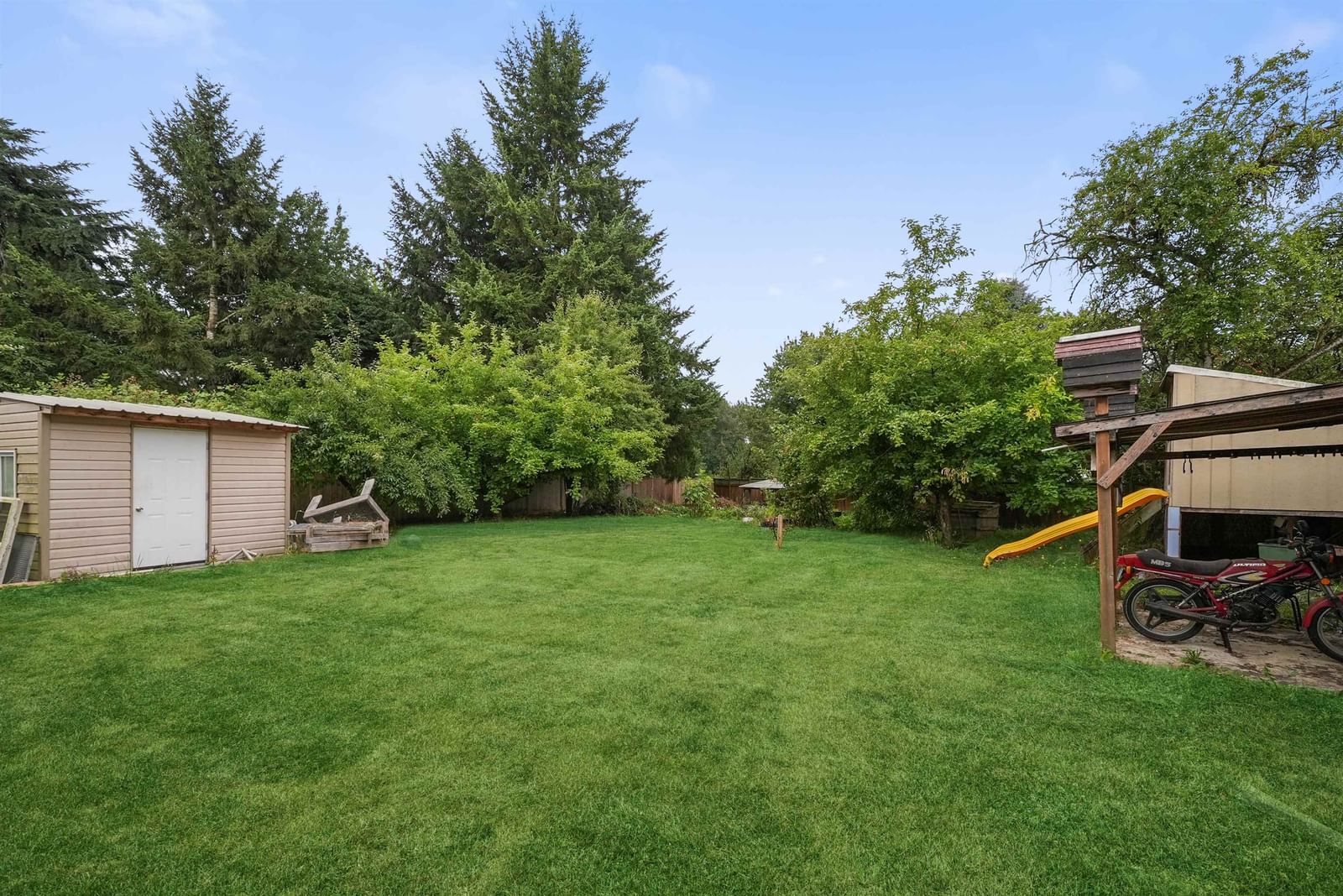 Listing Image 17