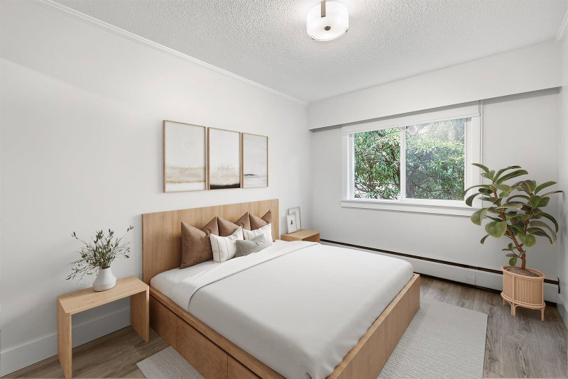 112 - 211 3rd Street W