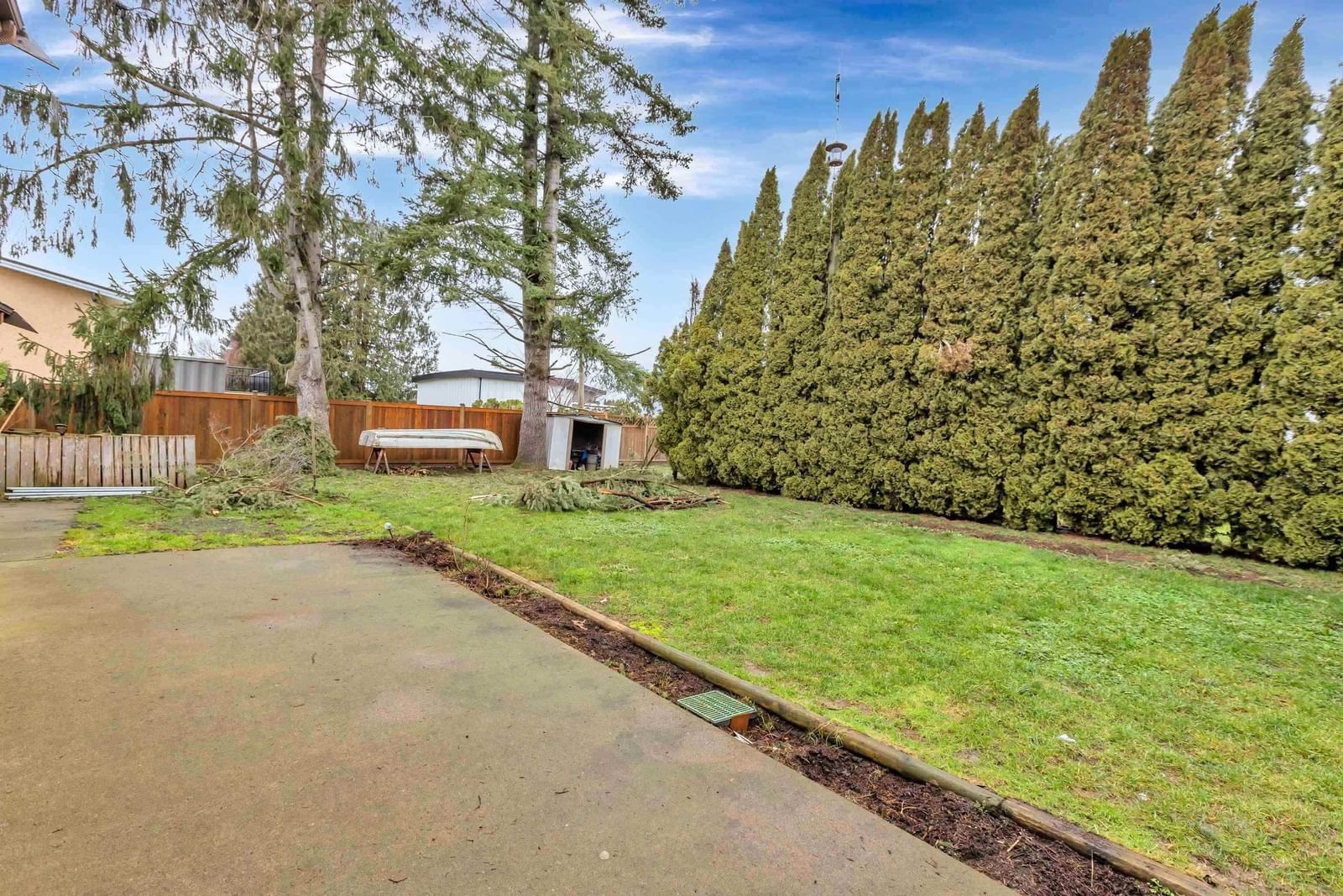 Listing Image 16