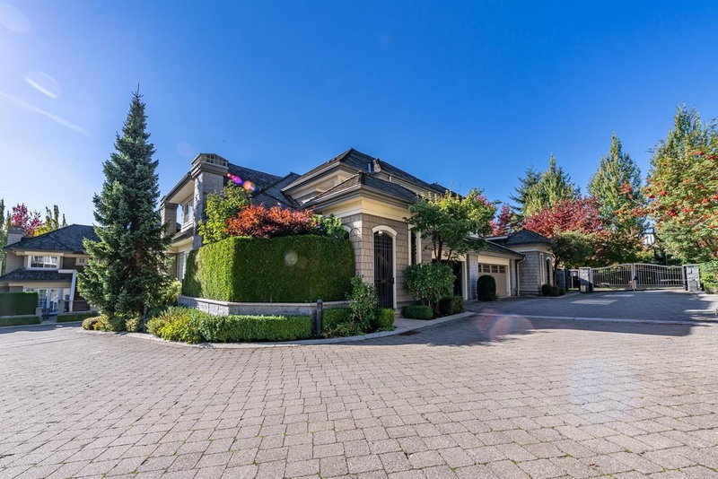 6386 Larkin Drive