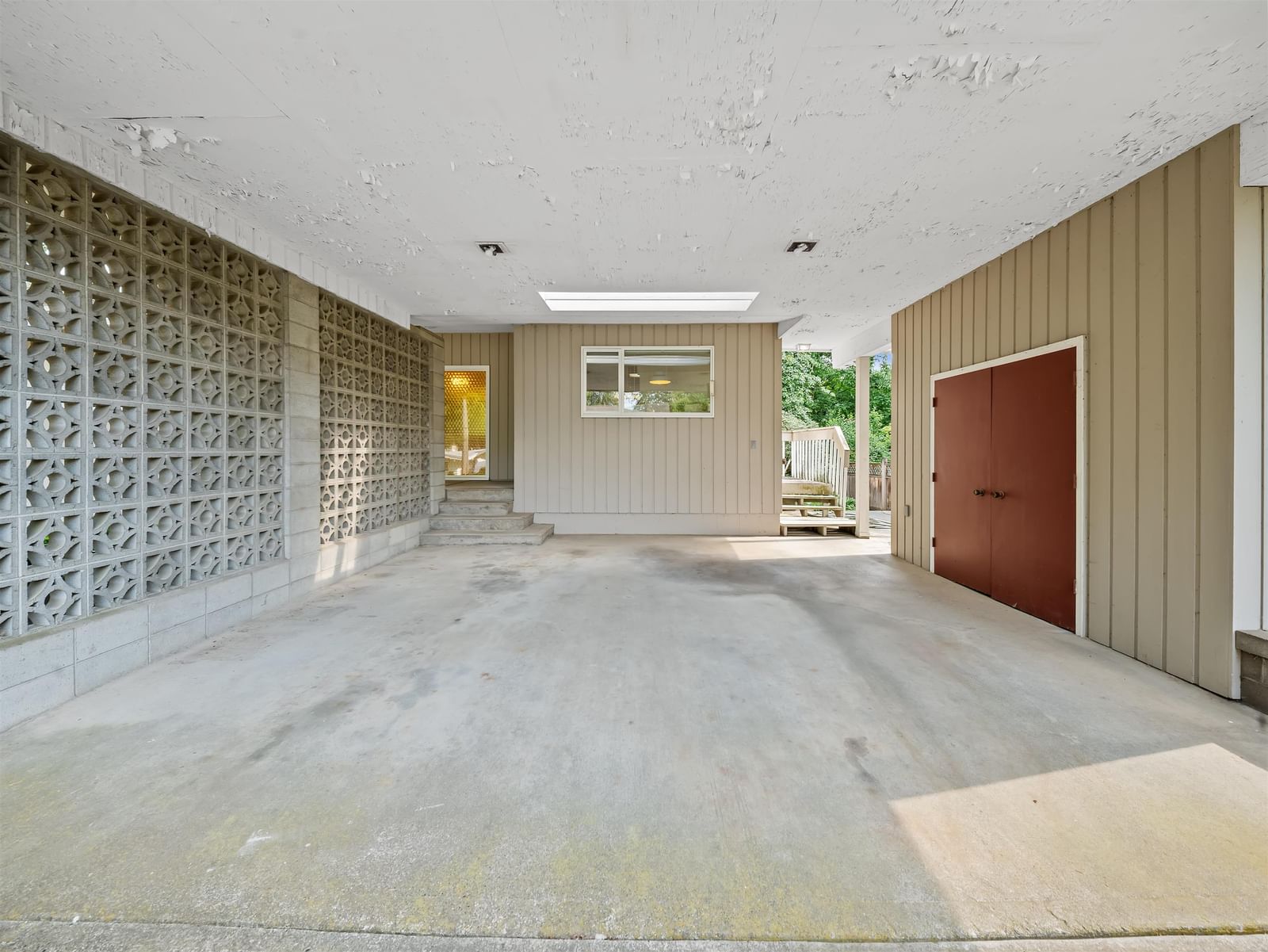 Listing Image 37