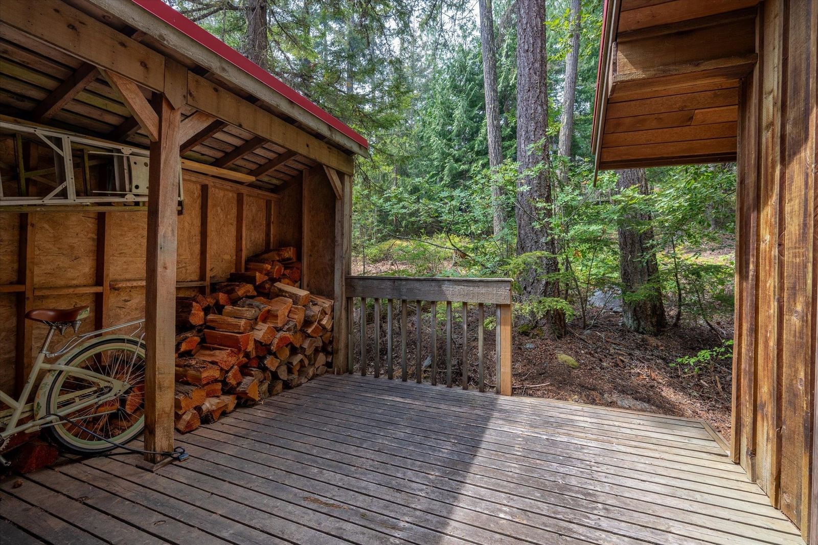 Listing Image 11