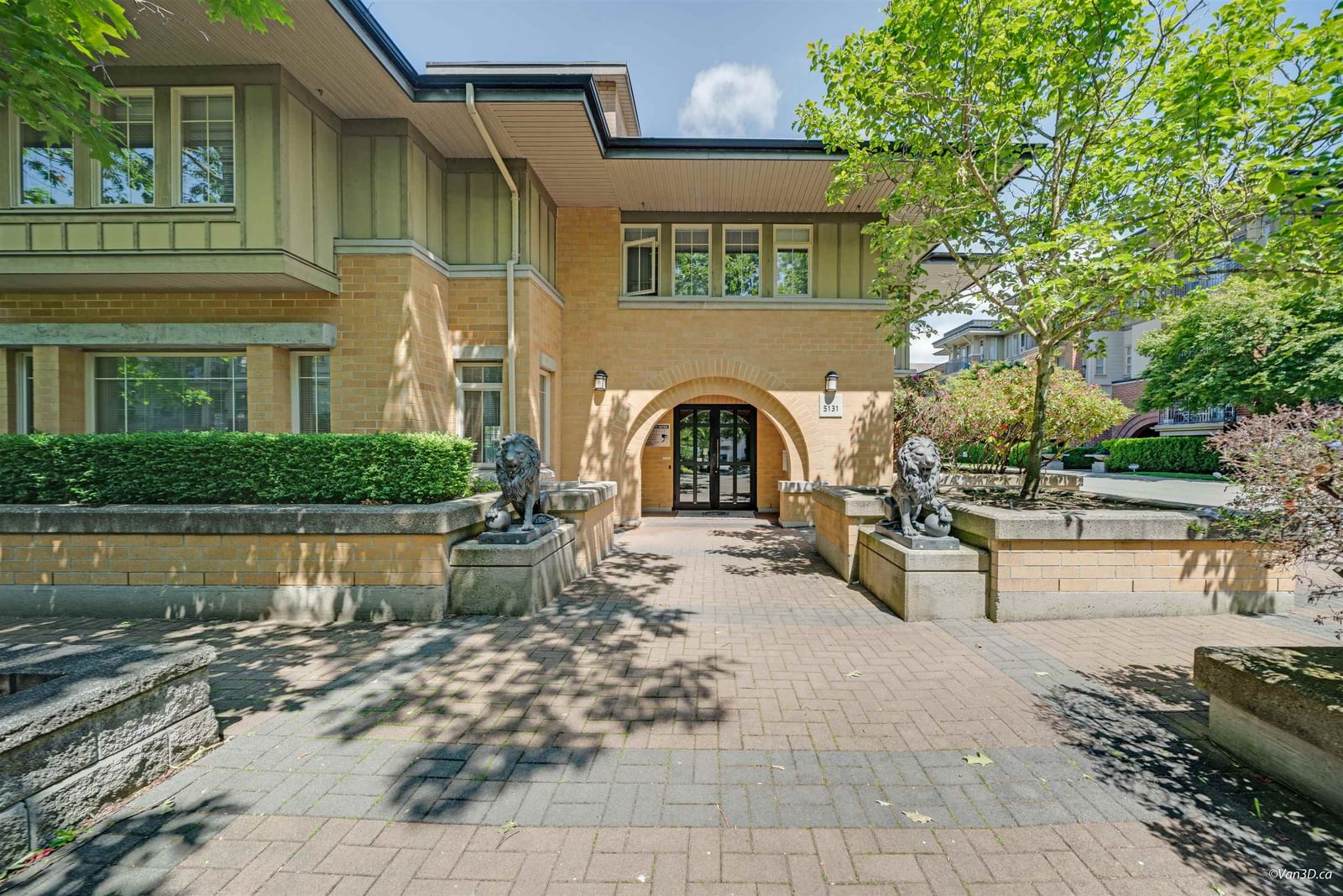 Listing Image 16