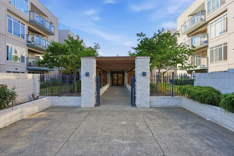 213 - 32085 George Ferguson Way