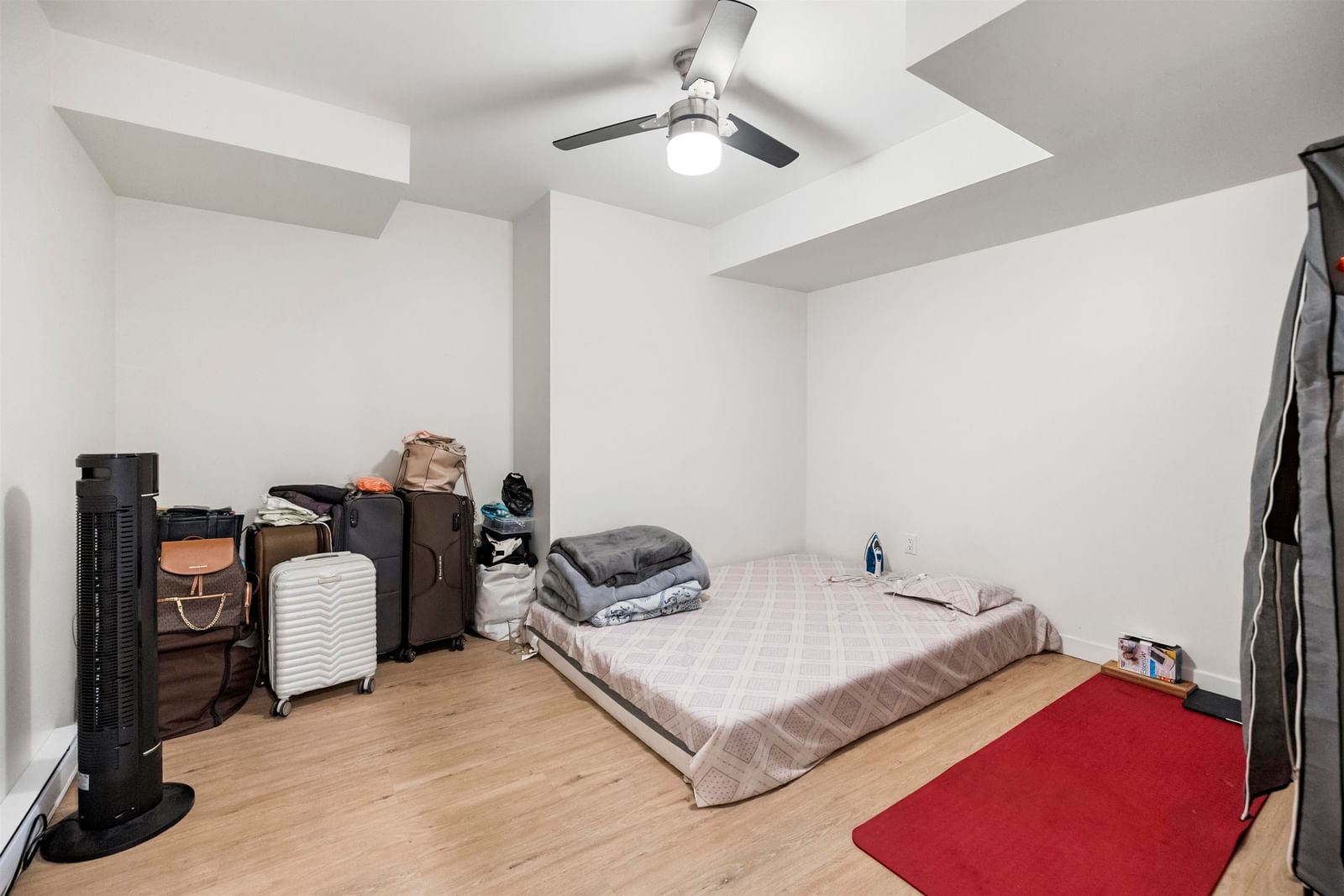Listing Image 37