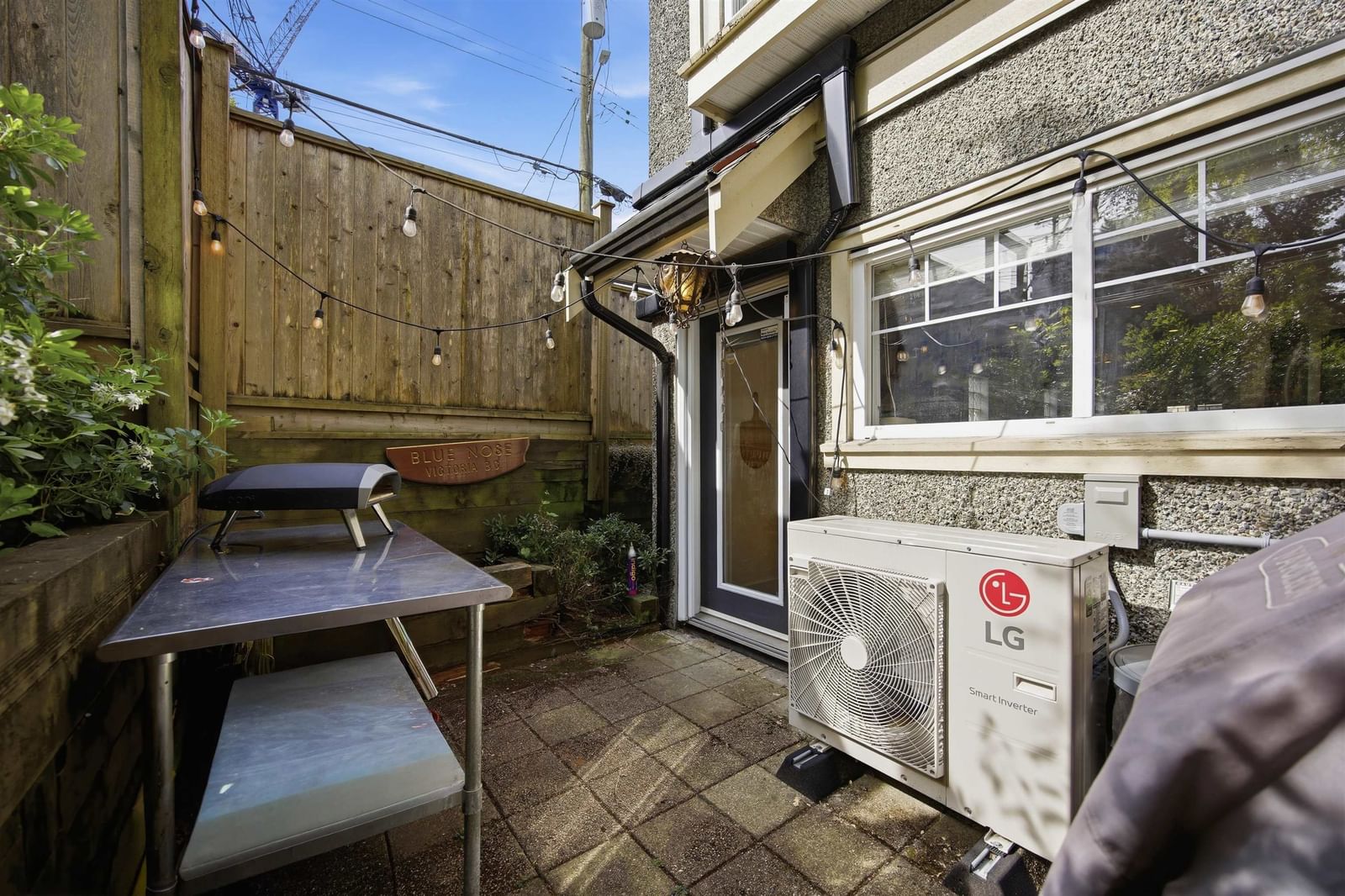 Listing Image 12